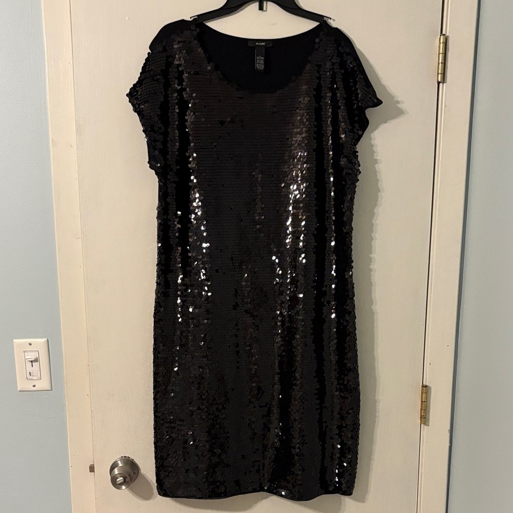 Elegant Black Sequin Dress